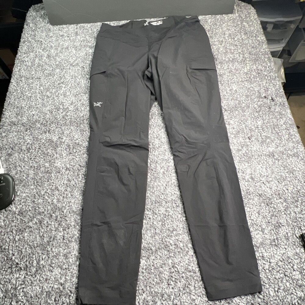Arc'teryx Sabria Black Women’s Size 10 Hiking Pants GUC